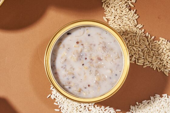 comprar Período de validade 24 meses Armazenado à temperatura ambiente Sem açúcar Com baixo teor calórico Nido de pássaro Conjunto sólido Contido superior a 20% Adequado para os mercados de alimentos orgânicos Fabricação em linha